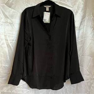 H&M classic black button up blouse